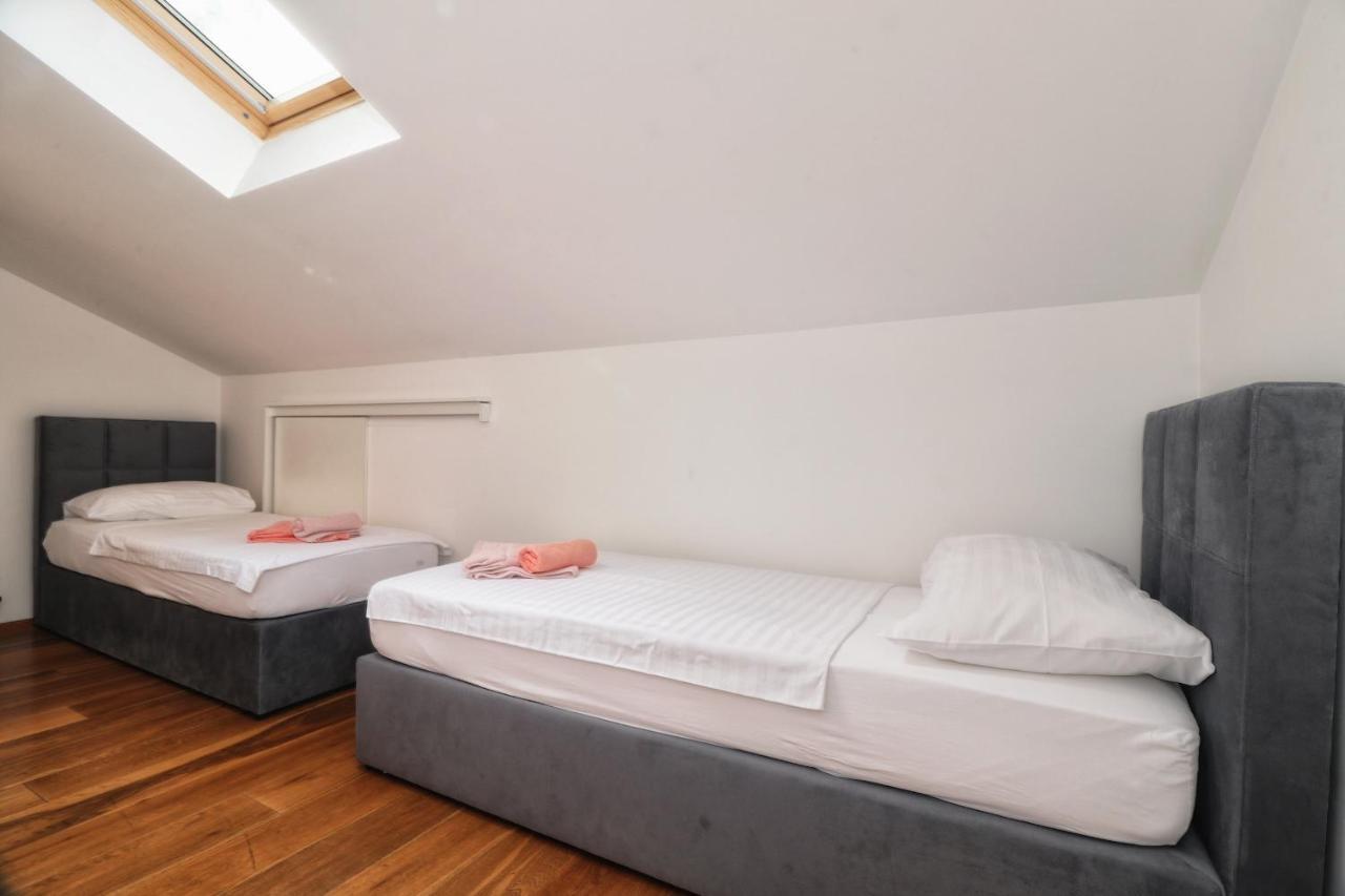 Kseni Accommodation Rovinj Exterior foto